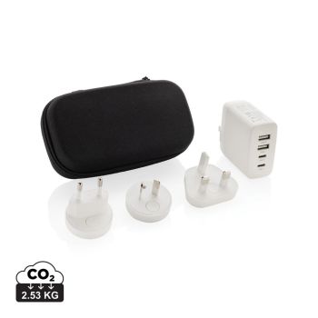 Cestovná nabíjačka TravelCharge Pro s USB C z RCS plastu biela, čierna